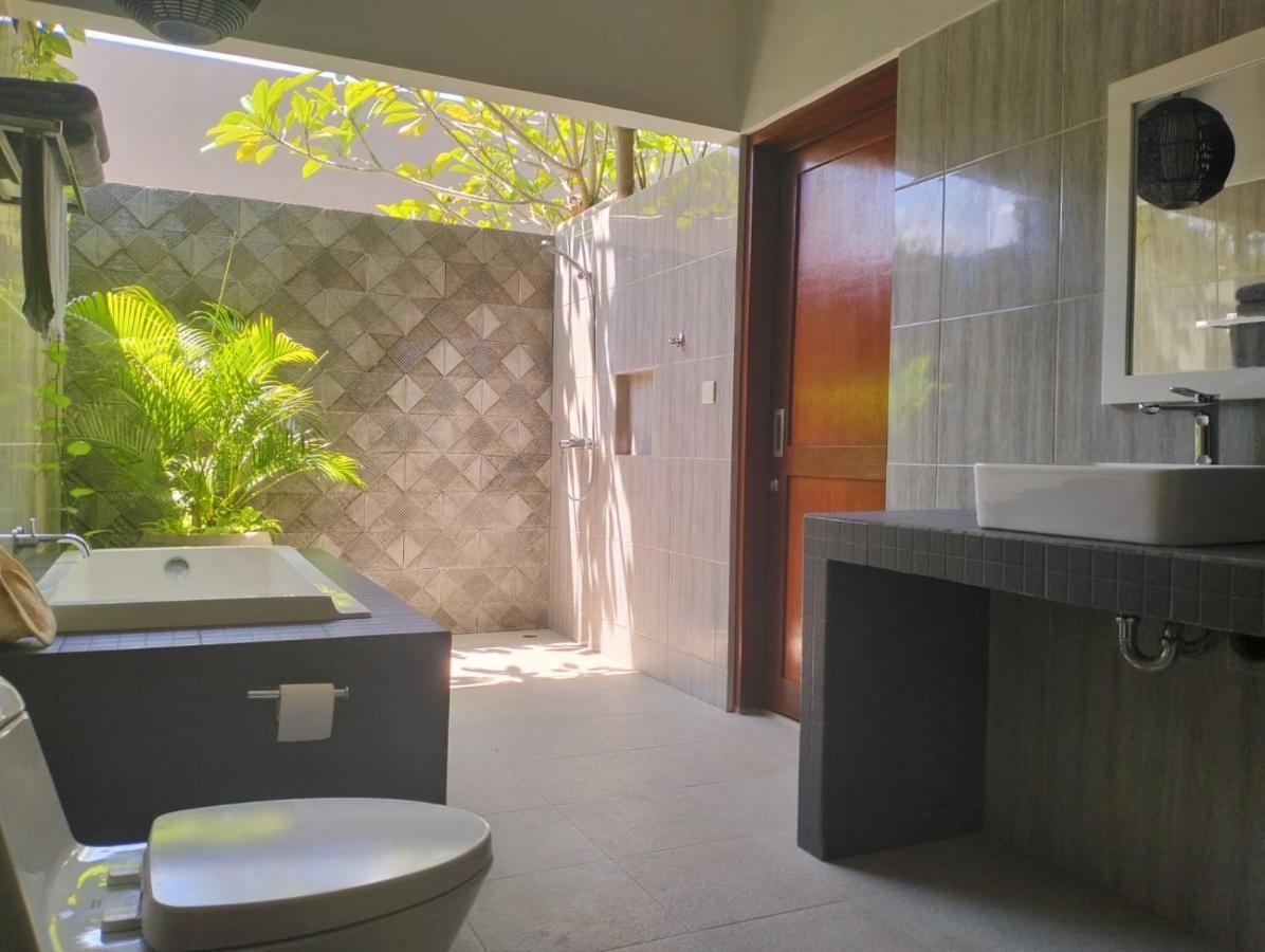 Villa Jeruk Selong Belanak Buitenkant foto